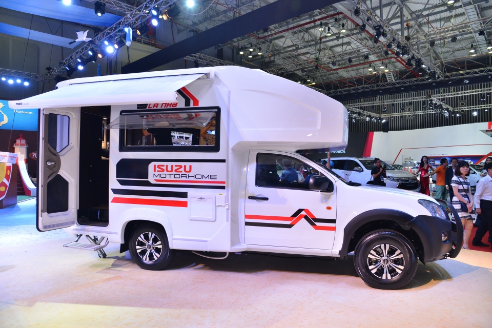 Motorhome có đủ công năng cho mọi hoạt động du lịch, dã ngoại