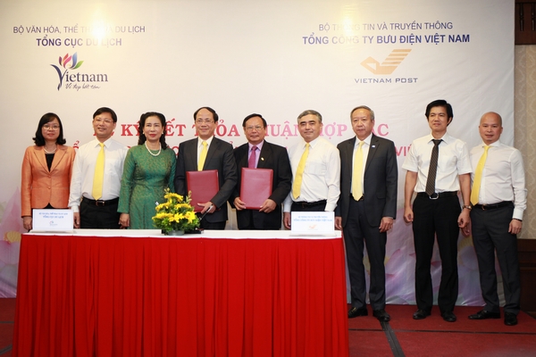 Tổng công ty Bưu điện Việt Nam ký thỏa thuận hợp tác với Tổng cục Du lịch, nhằm tăng cường quảng bá hình ảnh du lịch Việt Nam đến du khách trong nước và quốc tế thông qua hệ thống Bưu điện.