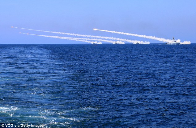 Chiến hạm, chiến đấu cơ Trung Quốc tung hỏa lực gần Triều Tiên
