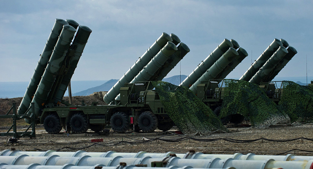 Hệ thống tên lửa phòng không tối tân của Nga S-400