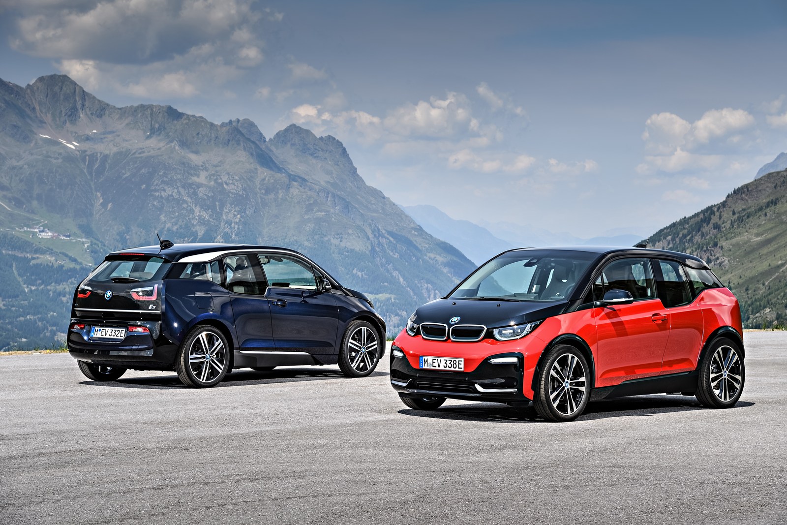 Ngắm bộ đôi xe điện BMW i3 và i3S cực đẹp vừa ra mắt