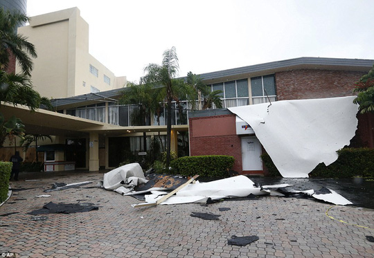 Những thiệt hại đầu tiên tại Florida do bão Irma. Ảnh: AP