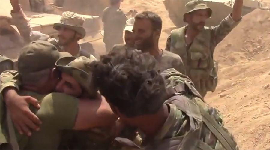 Clip quân Assad ăn mừng chiến thắng sau cuộc tấn công như vũ bão