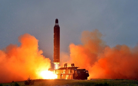 Chương trình hạt nhân và tên lửa của Triều Tiên tiếp tục khiến cộng đồng quốc tế phải "đau đầu". Ảnh: Reuters.
