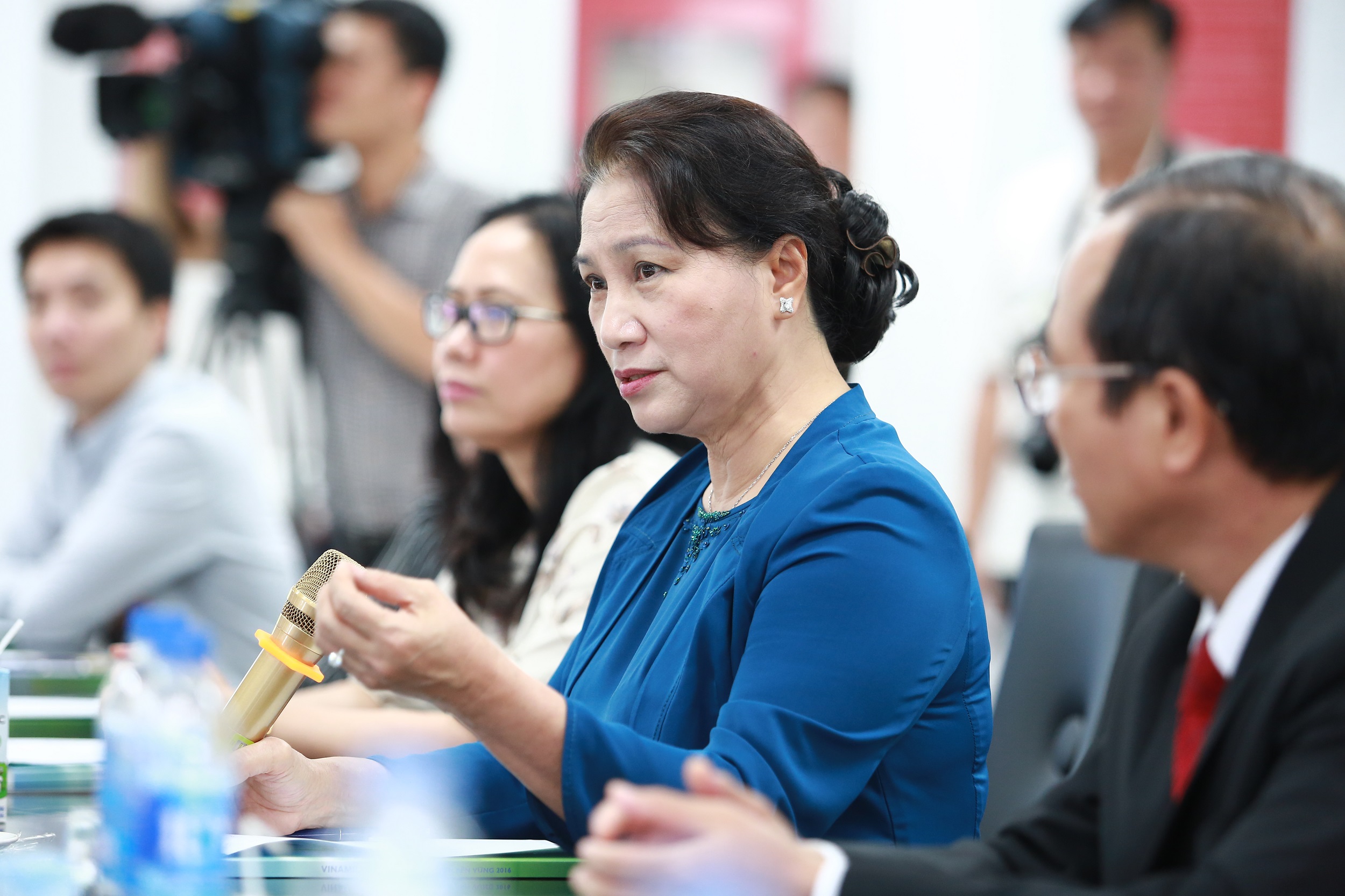 Chủ tịch Quốc Hội Nguyễn Thị Kim Ngân phát biểu tại buổi làm việc