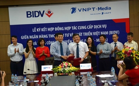 VNPT-Media 'bắt tay' BIDV phát triển thanh toán không dùng tiền mặt