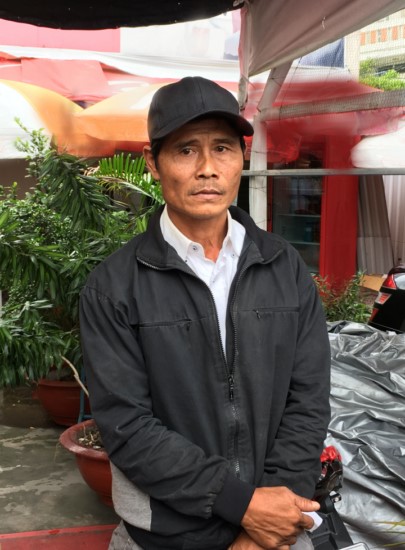 Người đàn ông tên Nguyễn Văn Hoàng, tự nhận là cha của thí sinh Minh Long. Hai cha con bị lạc nhau 17 năm.