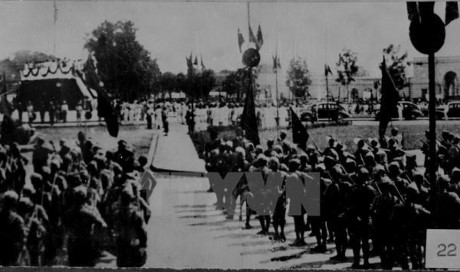Đông đảo người dân Việt Nam có mặt tại Quảng trường Ba Đình để nghe Chủ tịch Hồ Chí Minh đọc bản Tuyên ngôn độc lập, khai sinh ra nước Việt Nam Dân chủ Cộng hòa ngày 2/9/1945. Ảnh: Tư liệu TTXVN.