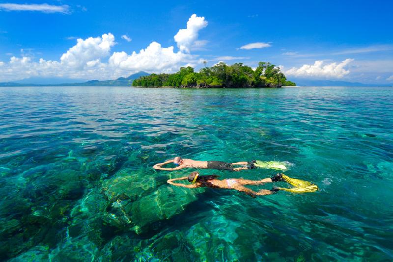 Indonesia ghi điểm nhờ vẻ đẹp thiên nhiên và nền văn hóa phong phú. Du khách có thể khám phá các hòn đảo xinh đẹp hay tham quan nhiều di sản độc đáo. Ảnh: Sunday Chapter.