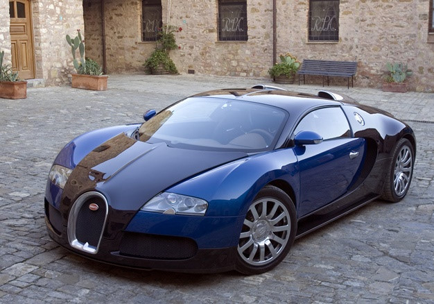 Bugatti Veyron 2004