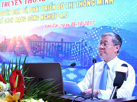 Thứ trưởng Bộ Thông tin và Truyền thông Nguyễn Thành Hưng phát biểu khai mạc Hội thảo. Ảnh: mic.gov.vn