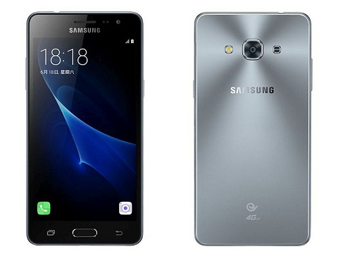 Samsung Galaxy J3 Pro (4,49 triệu đồng). Samsung Galaxy J3 Pro có kích thước màn hình 5-inch kết hợp với độ phân giải HD. Máy sử dụng công nghệ PLS LCD giúp tối ưu hóa năng lượng hiệu quả hơn. Samsung trang bị cho J3 Pro chip Exynos 7570 4 nhân 64-bit, 2 GB RAM, bộ nhớ được hỗ trợ khe cắm thẻ nhớ với dung lượng tối đa lên tới 256 GB cho người dùng thoải mái lưu trữ dữ liệu.