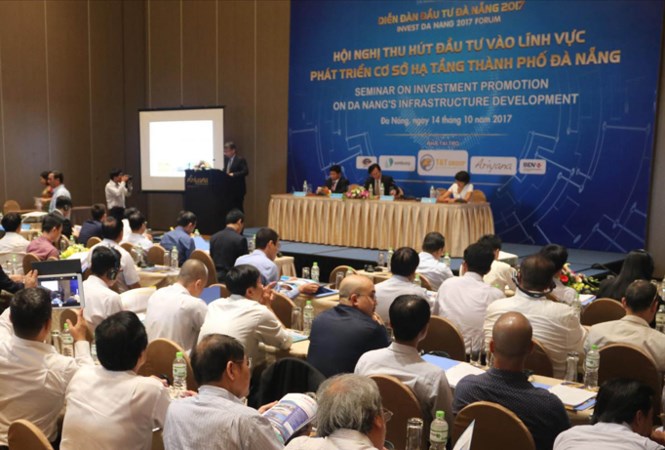 Quang cảnh hội nghị chuyên đề thu hút đầu tư vào lĩnh vực phát triển cơ sở hạ tầng TP Đà Nẵng.