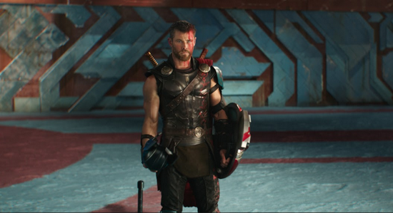 Tạo hình đầy khác biệt của Thor khiến fan vô cùng tò mò về phần phim thứ 3 của siêu anh hùng này