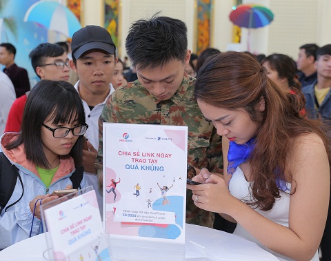 Giới trẻ háo hức với mô hình kinh doanh dựa trên cộng đồng lần đầu tiên có ở Việt Nam