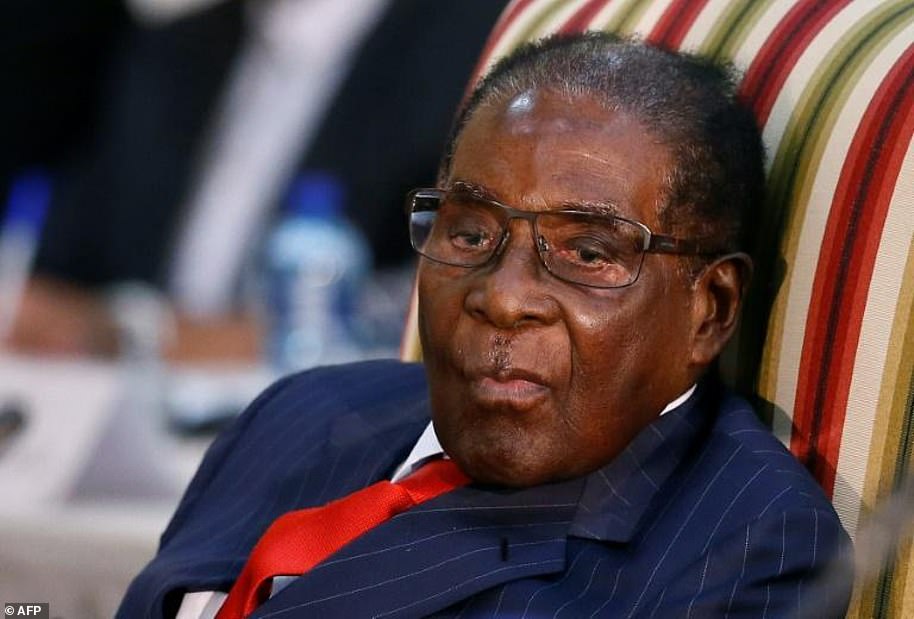 Tổng thống Mugabe, 93 tuổi, được cho là đang trong tình trạng sức khỏe yếu