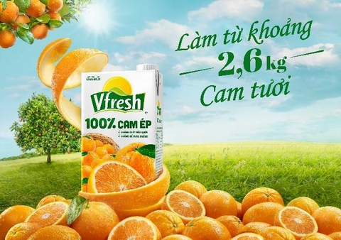 Mỗi hộp nước cam Vfresh 100% được làm từ khoảng 2,6kg cam tươi