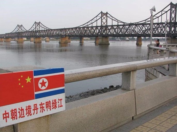 Bất ngờ đóng cửa cây cầu nối Triều Tiên và Trung Quốc
