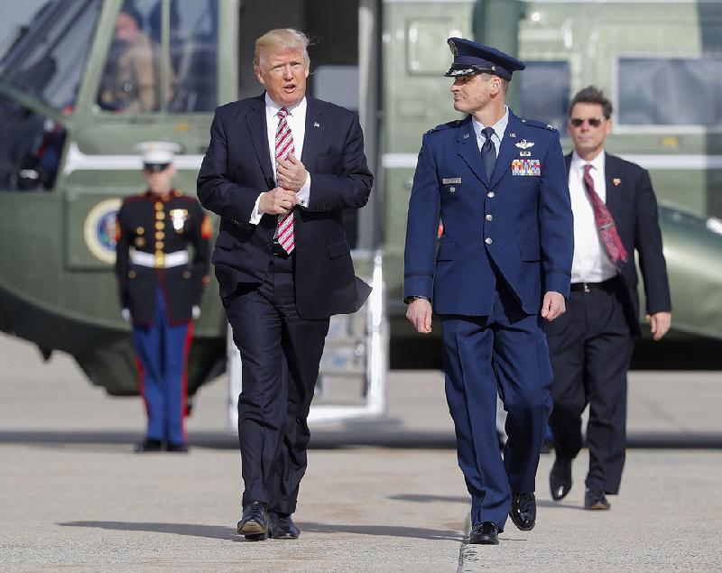 Marine One - Siêu trực thăng hộ tống Tổng thống Trump công du Việt Nam