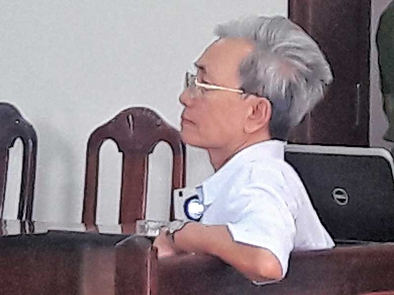 Bị cáo Nguyễn Khắc Thủy tại tòa. Ảnh: KL