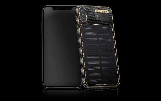 iPhone X Tesla: Công ty Caviar của Nga đã giới thiệu phiên bản iPhone X Tesla. Tuy nhiên nó không hề liên quan gì đến công ty xe hơi Telsa mà thực tế chiếc iPhone đặc biệt này sử dụng nguồn điện bằng năng lượng mặt trời. 