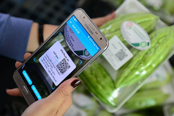Ứng dụng trên điện thoại di động sẽ cho phép người dân có thể truy xuất được nguồn gốc của nhiều loại thực phẩm để có thể yên tâm hơn khi mua và sử dụng thực phẩm.