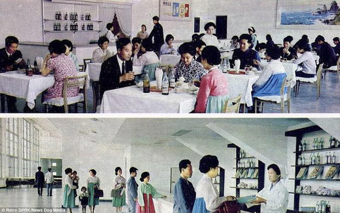 Các du khách tại một nhà hàng đặc sản Triều Tiên vào năm 1976. Ảnh: Retro DPRK