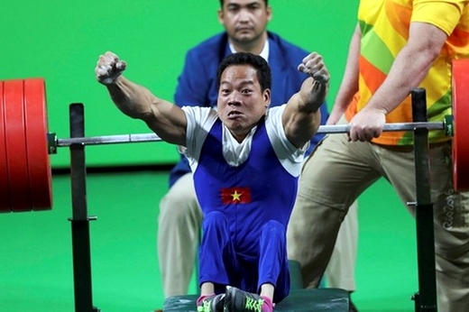 Lực sĩ Lê Văn Công đoạt huy chương Vàng, phá kỷ lục thế giới
