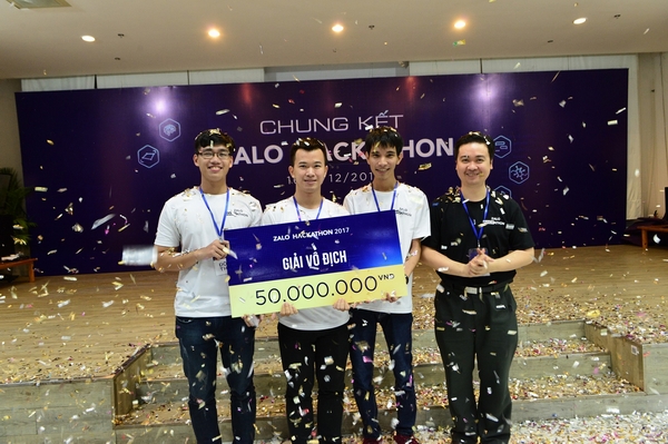 Học sinh cấp 3 giành giải cao ở Zalo Hackathon 2017