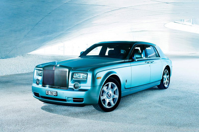 1. Rolls-Royce 102EX Electric Car (1,6 triệu USD).