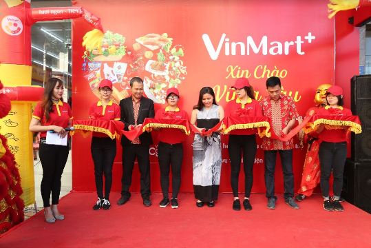 Hơn 100 cửa hàng VinMart+ khai trương trong tháng 12/2017