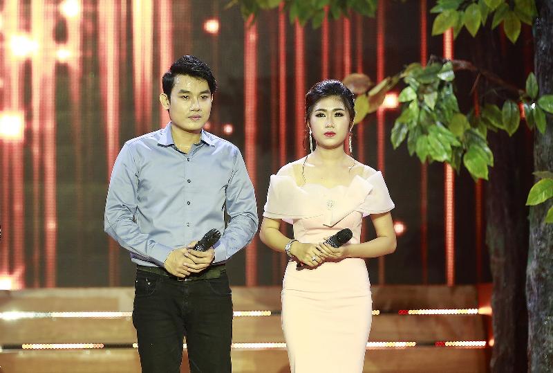 Với những lời khen của các giám khảo, Hoài Long là thí sinh nhận được số điểm cao nhất của đêm Chung kết 1. 