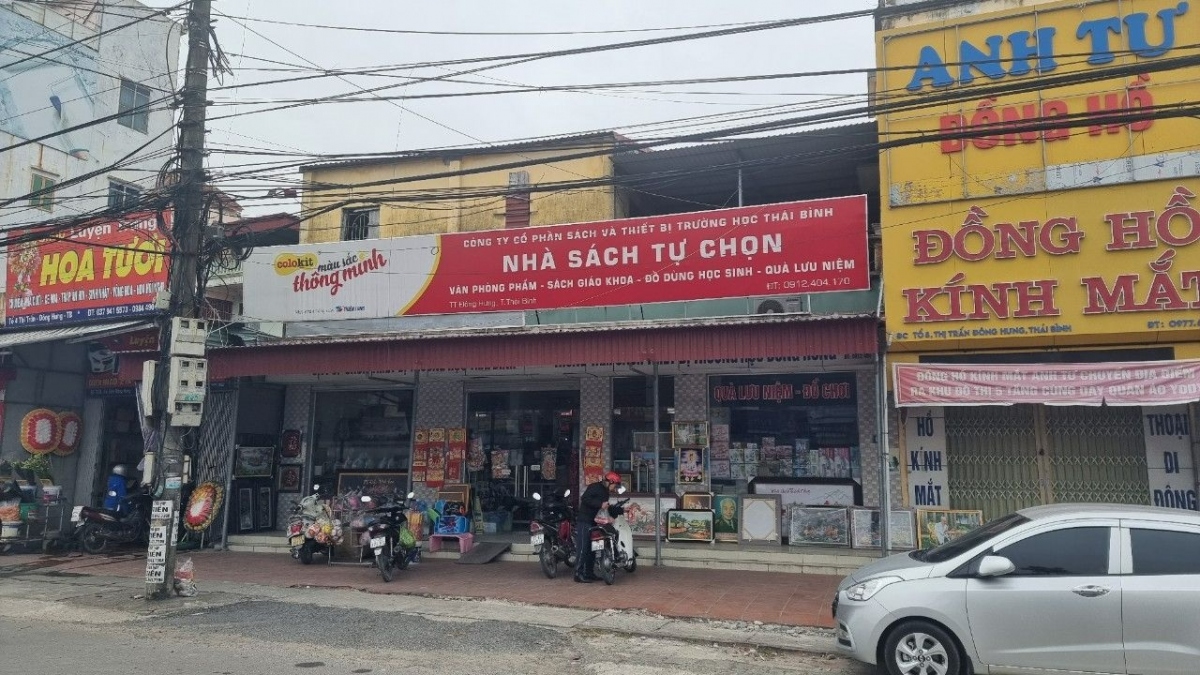 Nhà sách do Vũ Ngọc Anh làm chủ