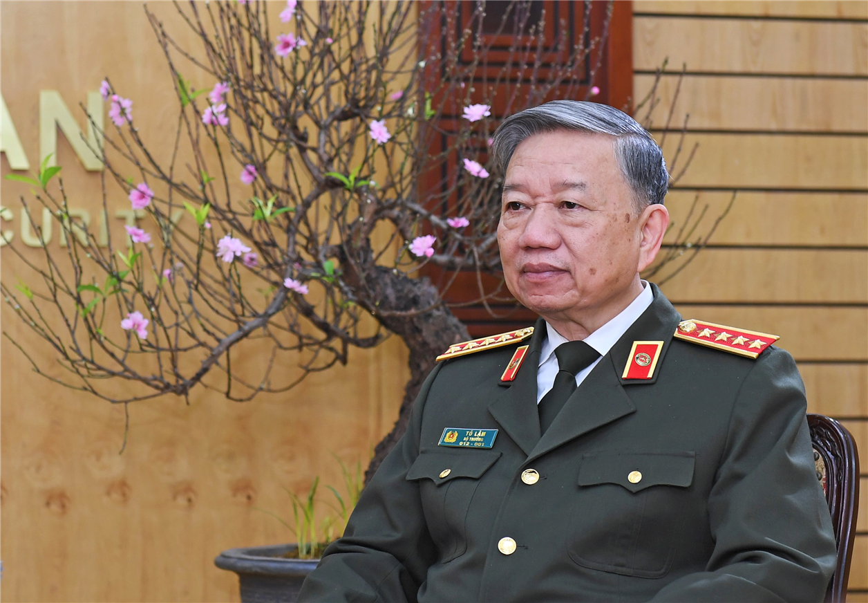 Đại tướng Tô Lâm, Ủy viên Bộ Chính trị, Bí thư Đảng ủy Công an Trung ương, Bộ trưởng Bộ Công an.