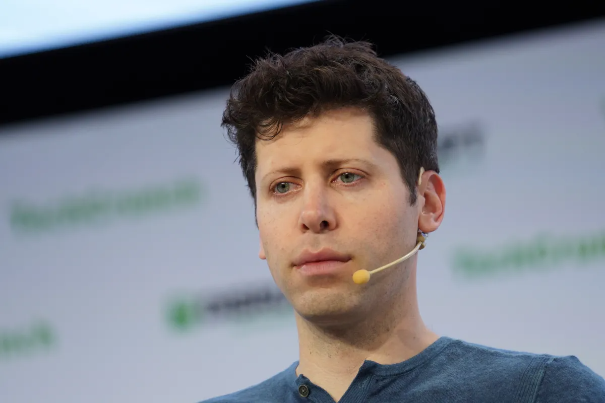 Giám đốc Điều hành (CEO) của OpenAI, ông Sam Altman