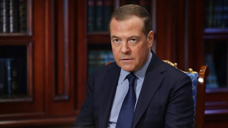  Cựu Tổng thống Nga Dmitry Medvedev