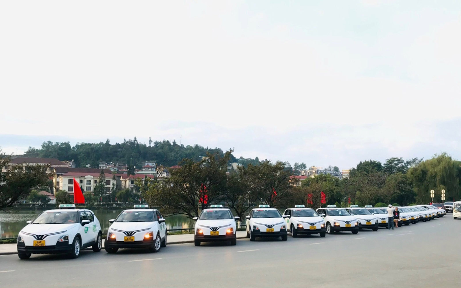 Dàn xe điện của Taxi Xanh Sapa.