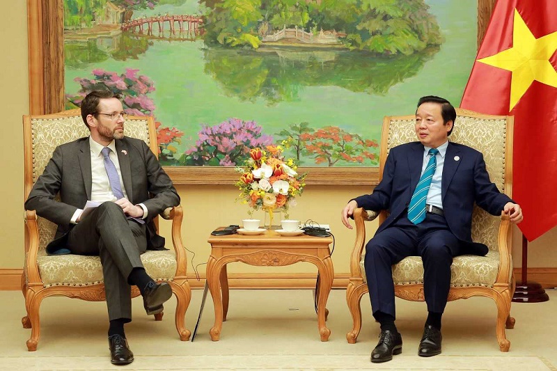 Phó Thủ tướng Trần Hồng Hà tiếp Đại sứ Anh