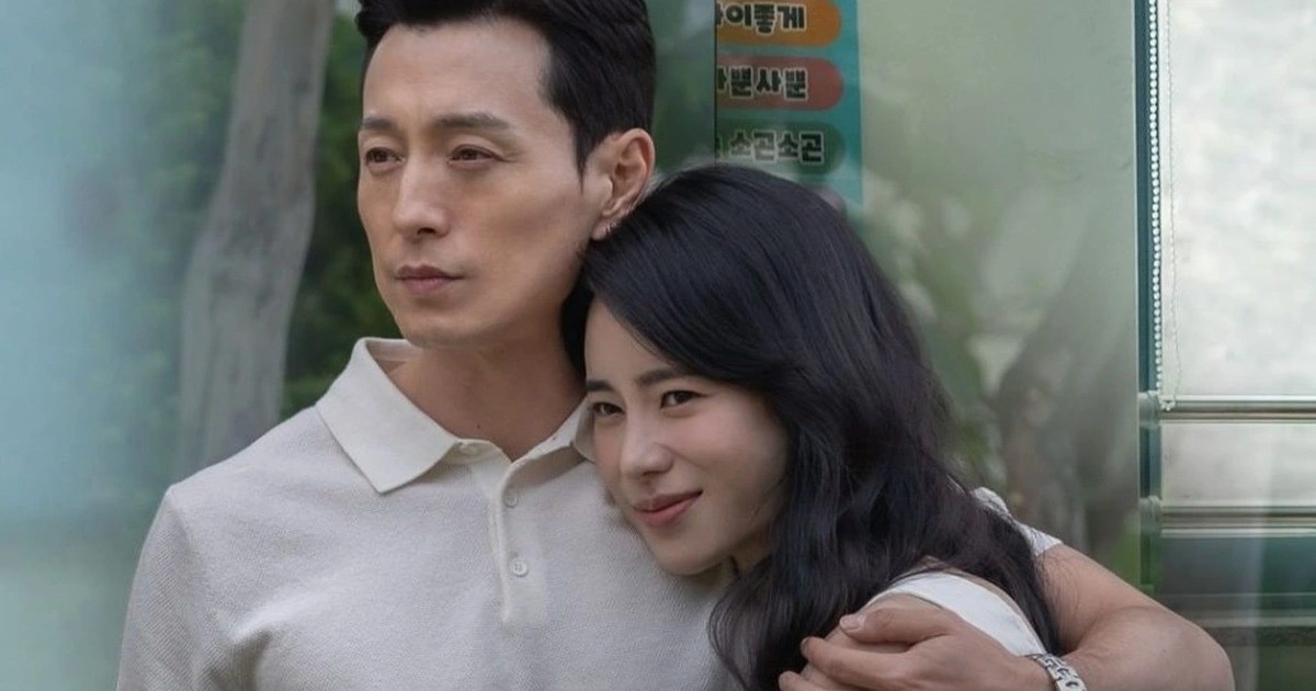 Jung Sung Il đóng vai Ha Do Young, chồng tài phiệt của ác nữ Park Yeon Jin (Lim Ji Yeon). Ảnh: Netflix.