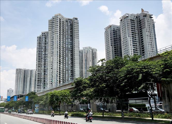 Các tòa chung cư cao tầng dọc theo Xa lộ Hà Nội, thành phố Thủ Đức. Ảnh minh họa: Hồng Đạt/TTXVN
