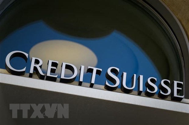 Biểu tượng Credit Suisse tại chi nhánh ở Lausanne, Thụy Sĩ. (Ảnh: AFP/TTXVN)