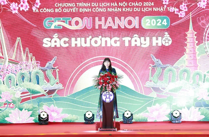 Giám đốc Sở Du lịch Hà Nội Đặng Hương Giang phát biểu khai mạc