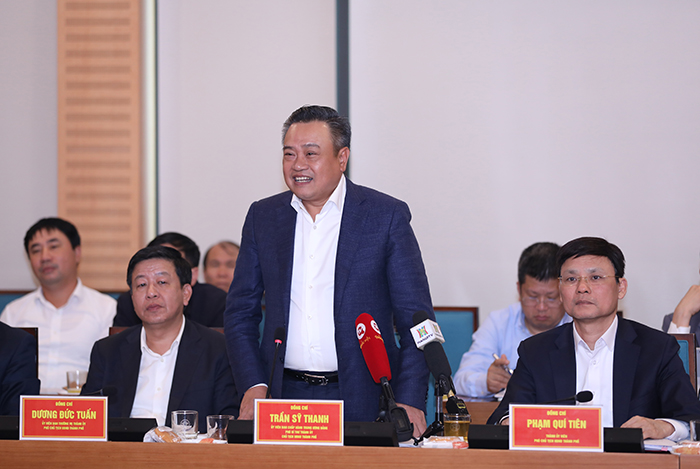 Chủ tịch UBND Thành phố Trần Sỹ Thanh phát biểu tiếp thu ý kiến của Đoàn giám sát