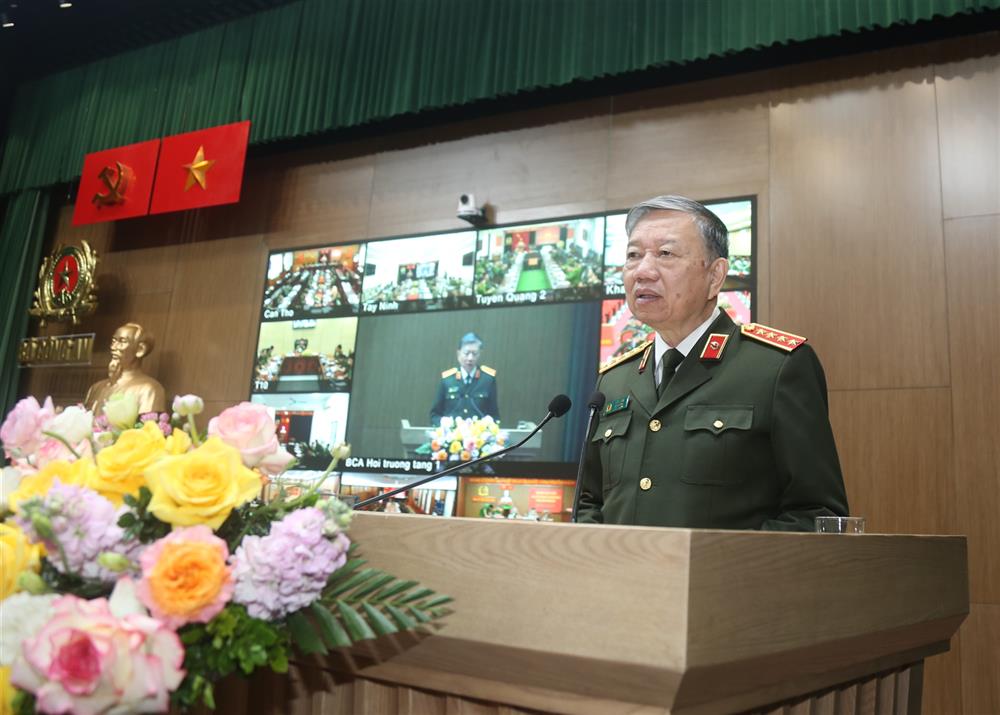 Bộ trưởng Tô Lâm phát biểu kết luận Hội nghị. Ảnh: Bộ Công an 