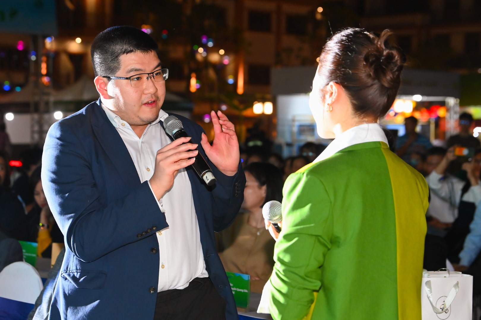 TS. Brian Wong chia sẻ về cuộc thi Tiếng nói Xanh trong đêm chung kết.