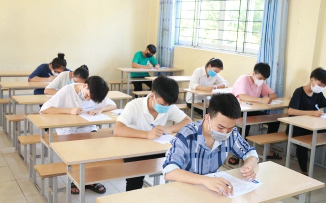 Tất cả các trường trung học phổ thông công lập trên địa bàn thành phố Hà Nội phải áp dụng thống nhất một phương thức tuyển sinh. (Ảnh minh họa - Ảnh: TTXVN)
