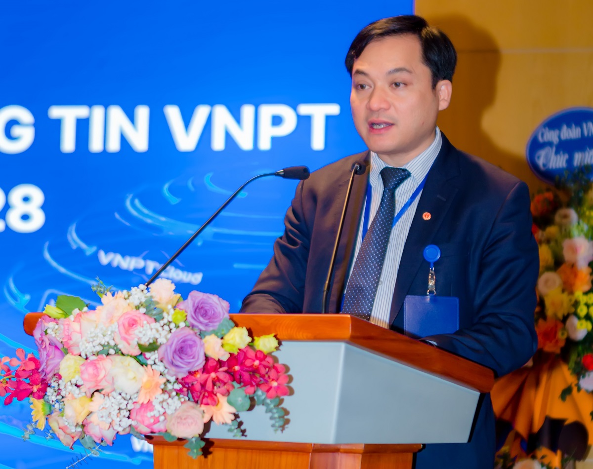 Ông Phan Hoài Nam - Chủ tịch Công đoàn VNPT-IT khóa I tiếp tục được tín nhiệm bầu làm Chủ tịch Công đoàn VNPT-IT khóa II, nhiệm kỳ 2023-2028.