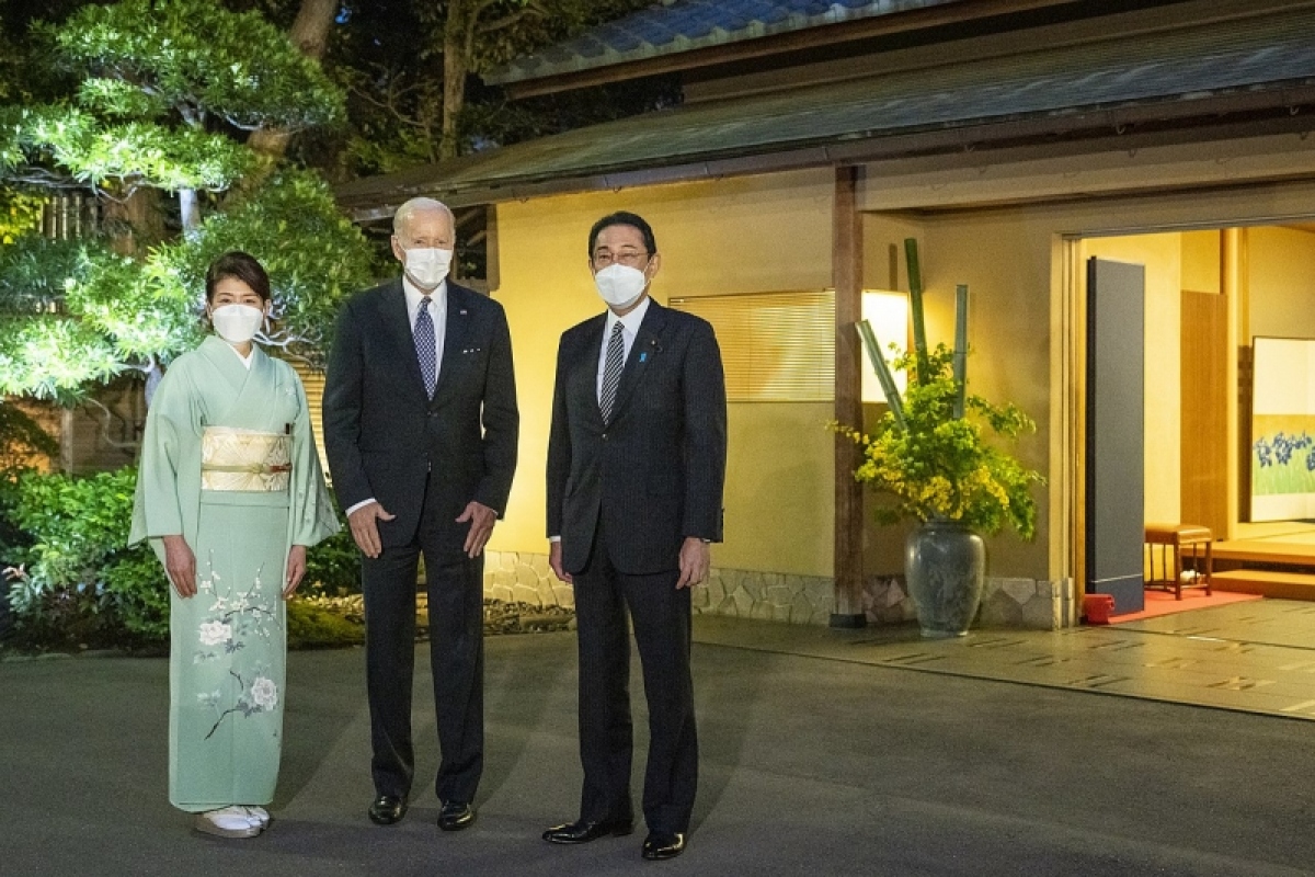 Bà Yuko Kishida và Thủ tướng Kishida Fumio trong buổi tiếp Tổng thống Mỹ Joe Biden thăm Nhật Bản.