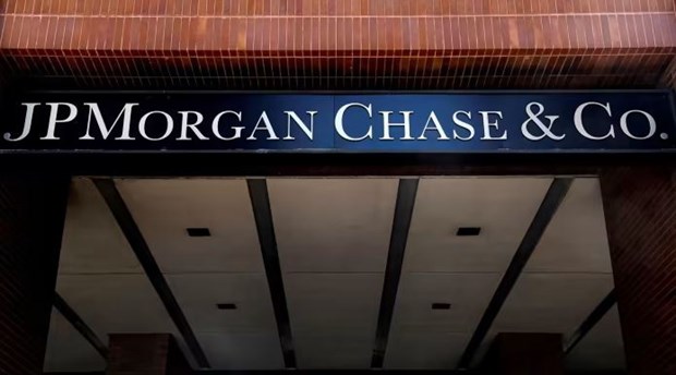 Theo các chuyên gia, JPMorgan Chase & Co có khả năng vượt lên dẫn đầu nhờ biên lãi ròng cao hơn một số ngân hàng cùng ngành. (Nguồn: Reuters)