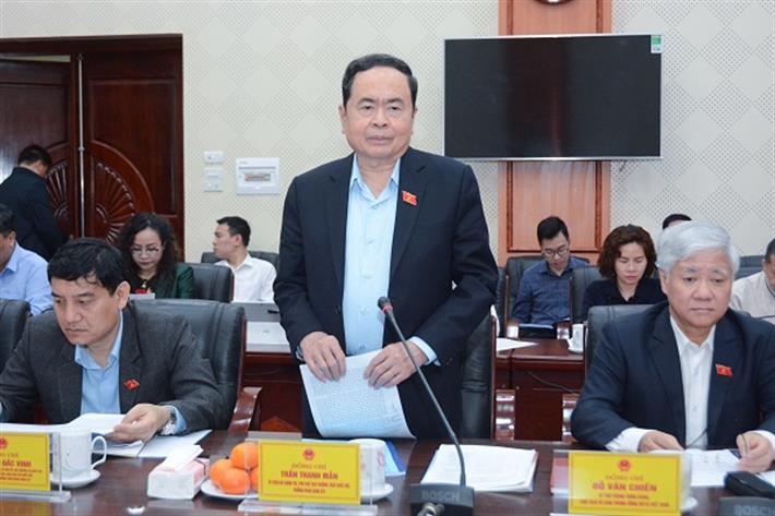 Phó Chủ tịch Thường trực Quốc hội Trần Thanh Mẫn, Trưởng Đoàn giám sát phát biểu kết luận buổi làm việc